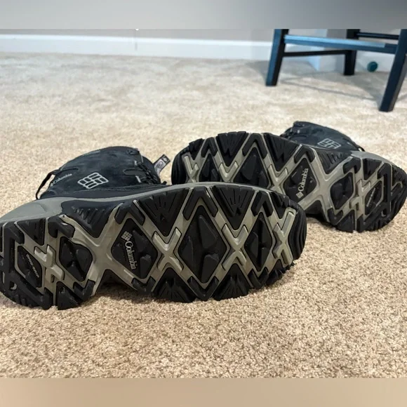 Columbia Men’s Bugaboot Snow Boot - Picture 3 of 4